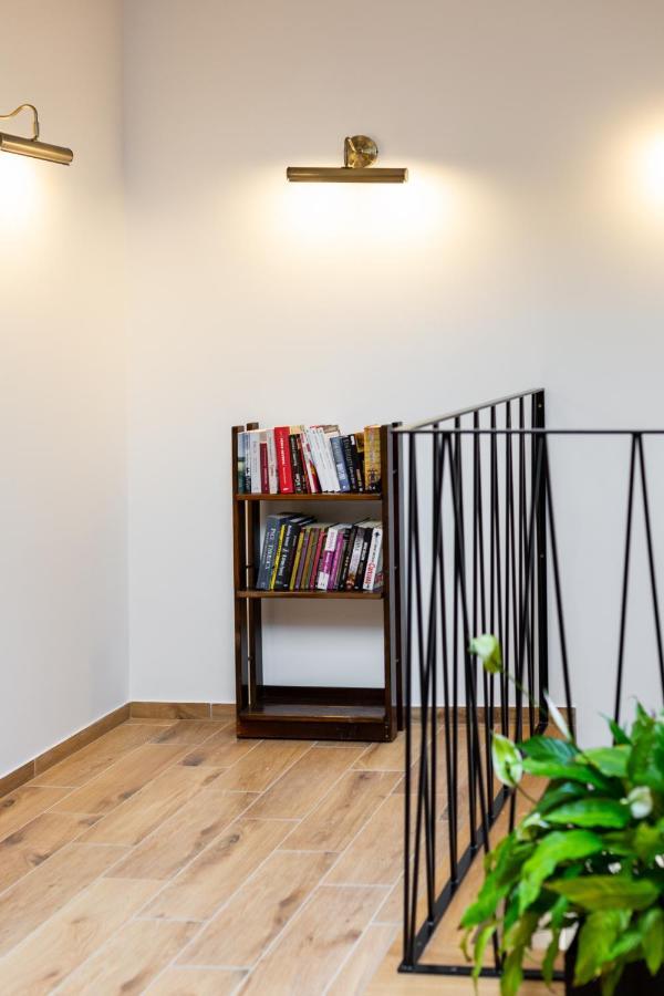 Palac Zieleniewskich Apartamenty Sw Marka 31 Krakow Luaran gambar